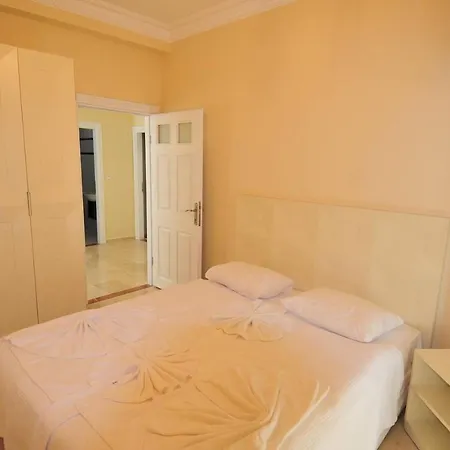 Gold City Villa 3+1 Privet Pool Apartman