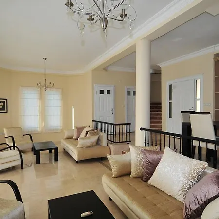 Gold City Villa 3+1 Privet Pool Apartman